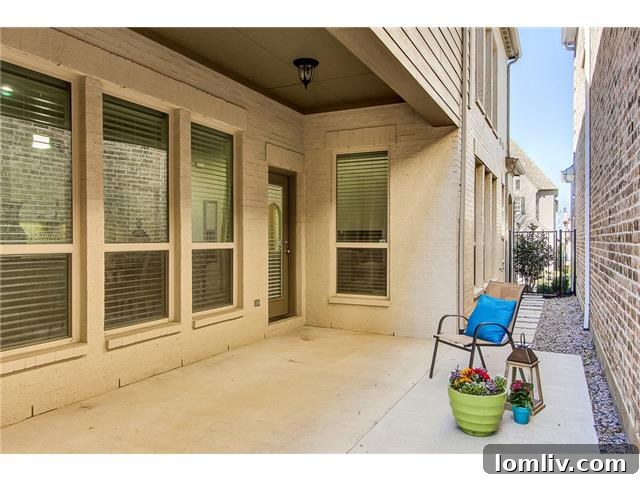 2244 Longwood Patio