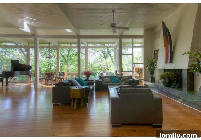 5320 Quail Run Street - Living Room 2