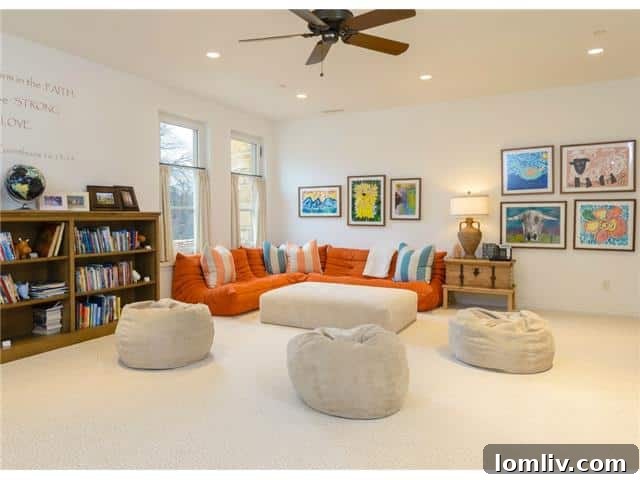 3700-Euclid-sitting-room