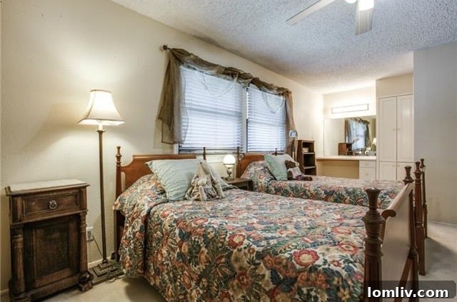 Bedroom with Direct Access to Backyard, Potential for Patio Doors