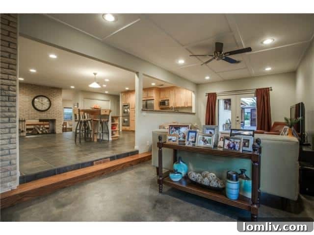 Comfortable Family Room with View of Backyard Pool