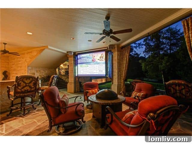 2712-Mark-Twain-Outdoor-Theater