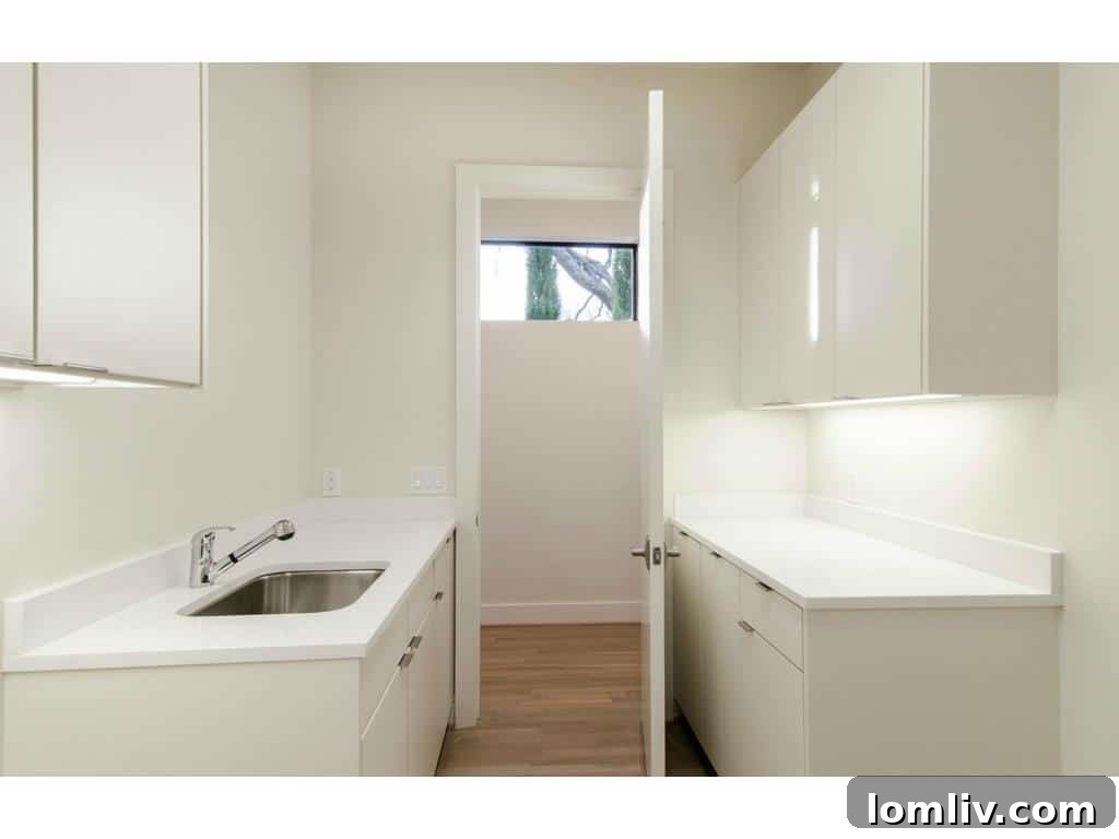Unstairs-laundry