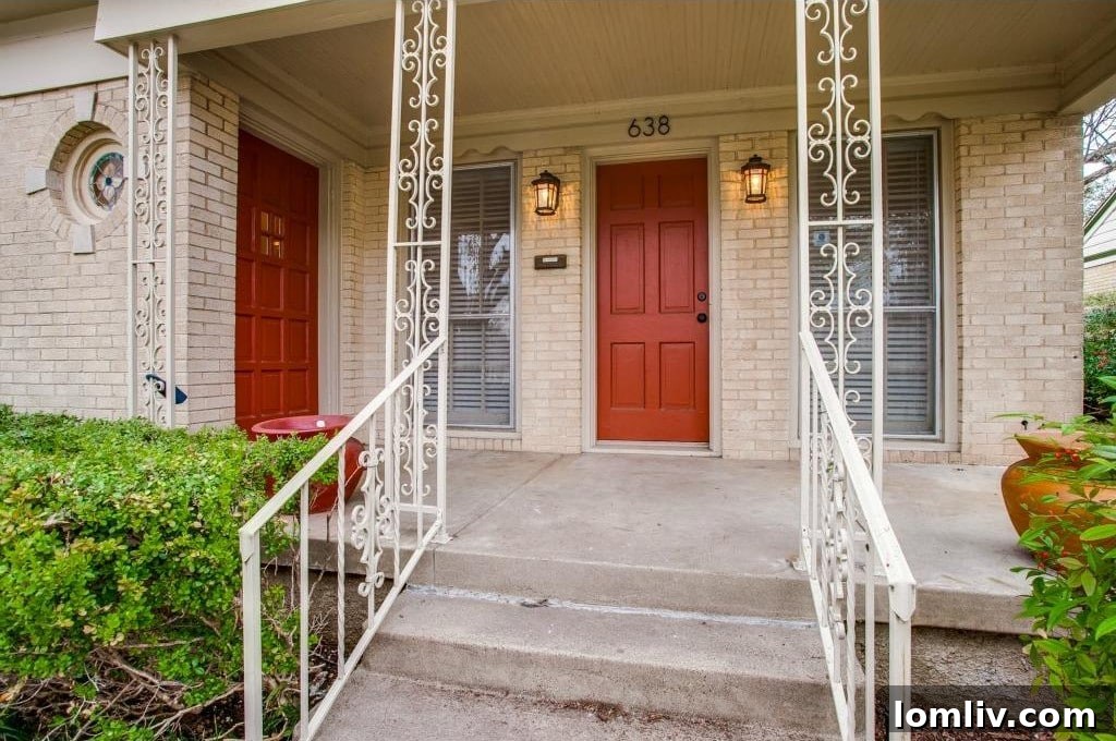 638 Tenna Loma Ct Front Porch