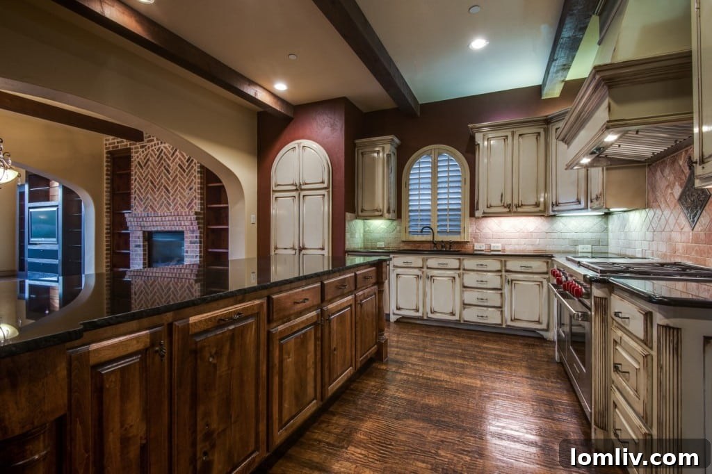 Kitchen Island with Seating and Granite Counters, 904 Thornbury Ct