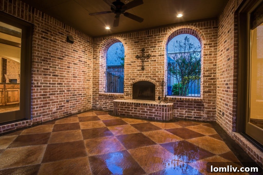 Private Guest Quarters Entrance from Courtyard, 904 Thornbury Ct
