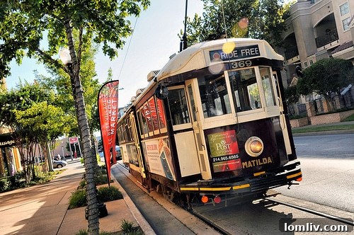 Historic McKinney Avenue Trolley 'Matilda' in Uptown Dallas
