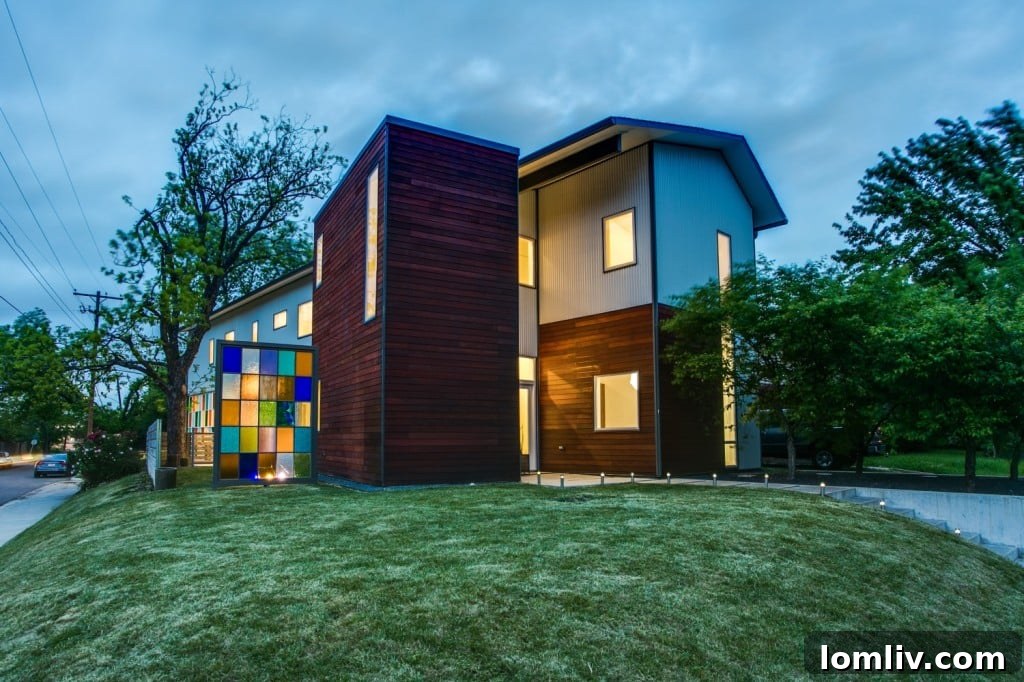5103 Milam Street Dallas - Striking Modern Entrance and Facade