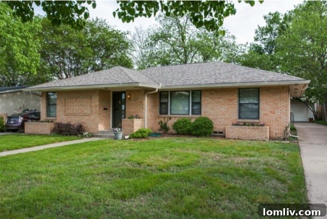 Ridgewood Park Midcentury Gem Offers Expansive Living, Price Slashed $25K 2 6424-E-Lovers-C