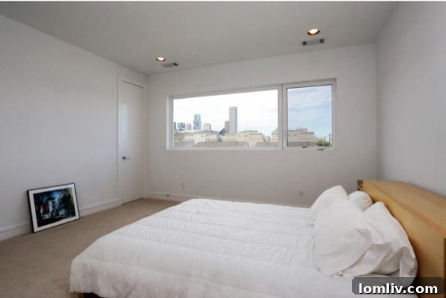 Master Bedroom with Dual Walk-in Closets - Luxury Dallas Townhome