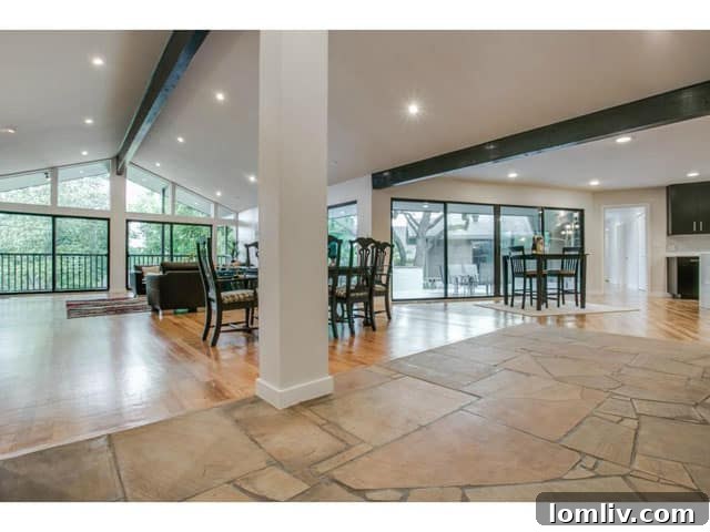 7701 Yamini Drive Girişi: Zamansız Şıklık