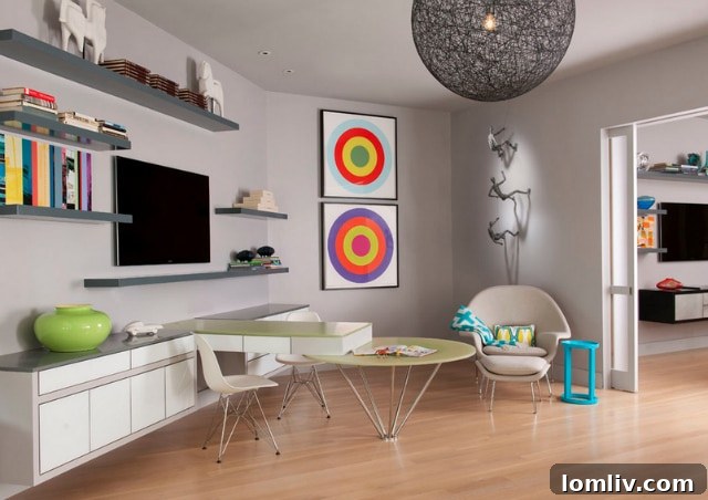 Avant-Garde Materials, Vibrant Spaces: Mary Anne Smiley's Interior Artistry 19 Mary Anne Smiley'in erkek çocuk yatak odasının başka bir perspektifi, konforu eğlenceli tasarım unsurlarıyla birleştiriyor