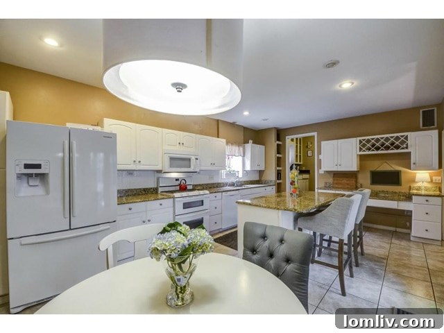 4207-Camden-Breakfast - Charming Eat-in Kitchen Nook