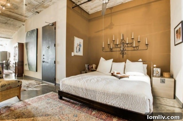 Spacious Bedroom Area in Soco Urban Loft 904