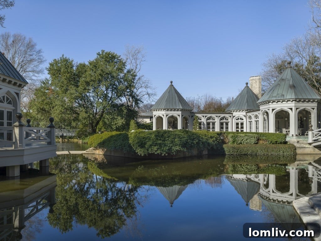 A panoramic view of the luxurious pool and outdoor living spaces at Chatham Hill.