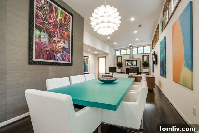 8813 Diceman Dining Room - Open Concept Layout