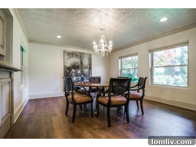 Elegant Formal Dining Room