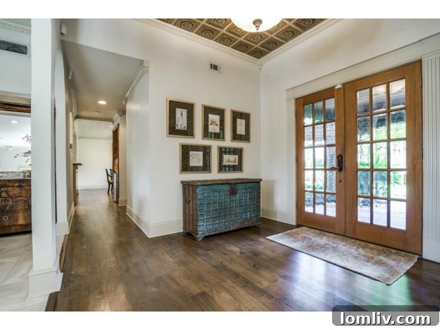 Grand Foyer of 9706 Faircrest Rambler