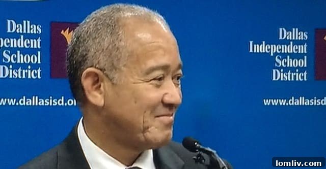 Dallas ISD Superintendent Mike Miles announces resignation, signaling leadership change