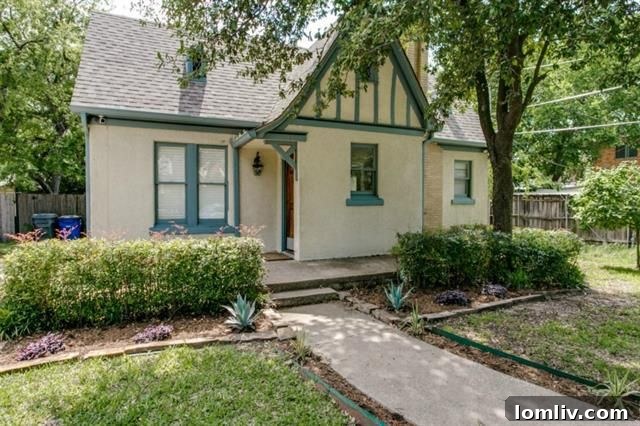 Dallas Tudor Home for Sale - 731 Lipscomb Ave