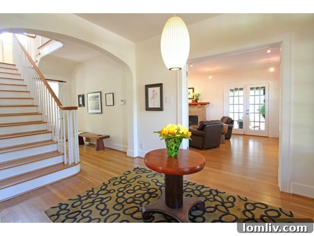 Grand Foyer - Kessler Park Home