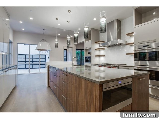 Spacious Kitchen with Breakfast Bar