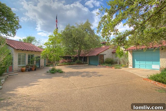 Charming Exterior of the Ren Clark Dilbeck House