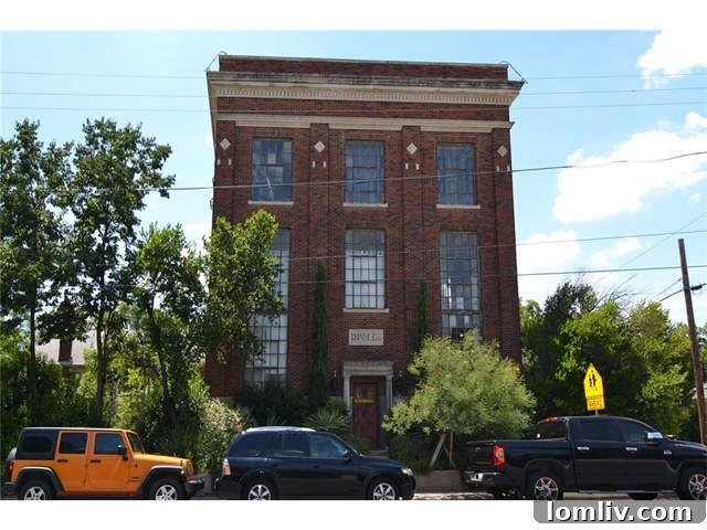 Historic DP&L Building Front - 115 S. Tyler, North Oak Cliff