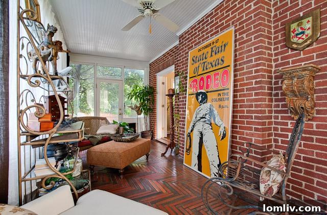 1818 W. Colorado Sunroom - Bright & Versatile Space