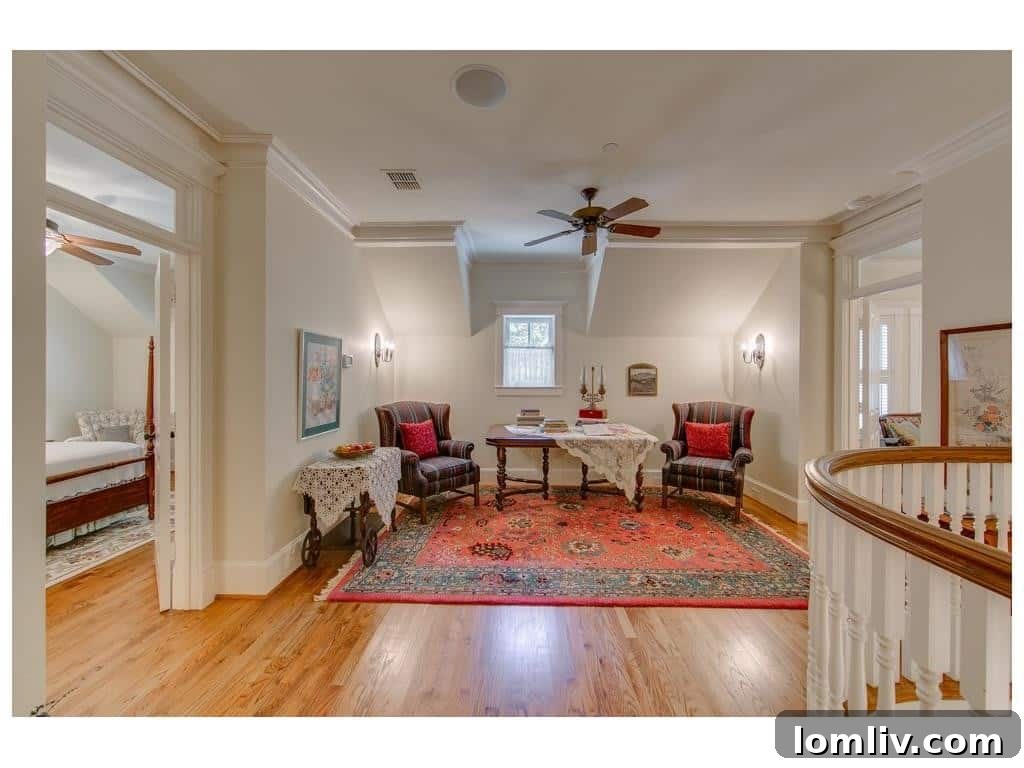 Upstairs Sitting Area or Study Nook
