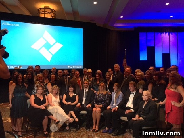 Guests at the Leslie Rouda Smith Installation Gala
