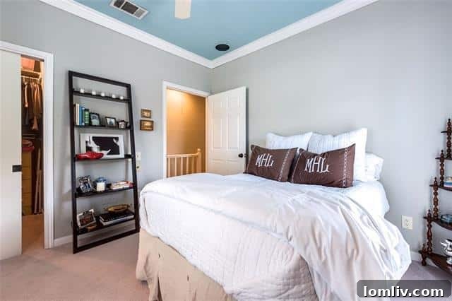 4424 Holland Ave Condo Updated Bathroom Dallas