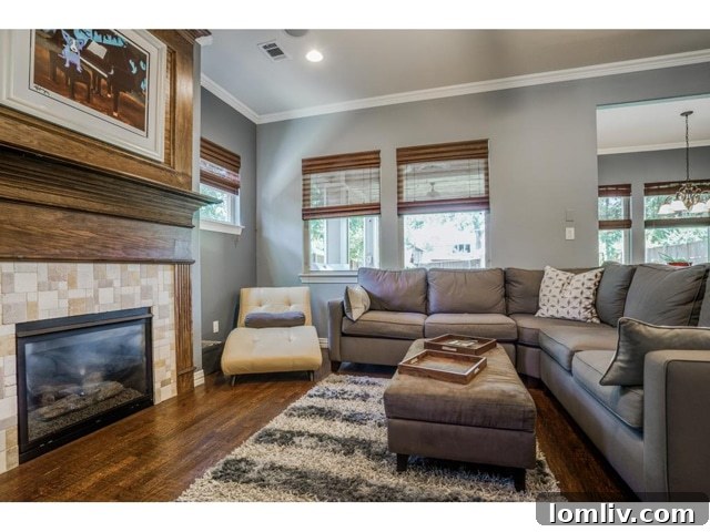 Cozy Family Room with Fireplace - 5932 Richmond