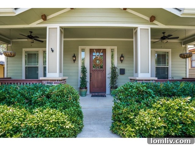 Welcoming Front Porch of 5932 Richmond in Dallas