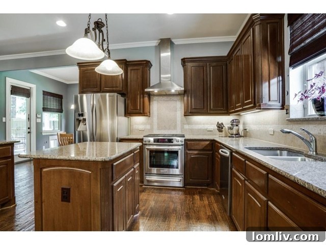 Modern Kitchen Design at 5932 Richmond Dallas