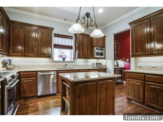 Chef's Kitchen with Island - 5932 Richmond