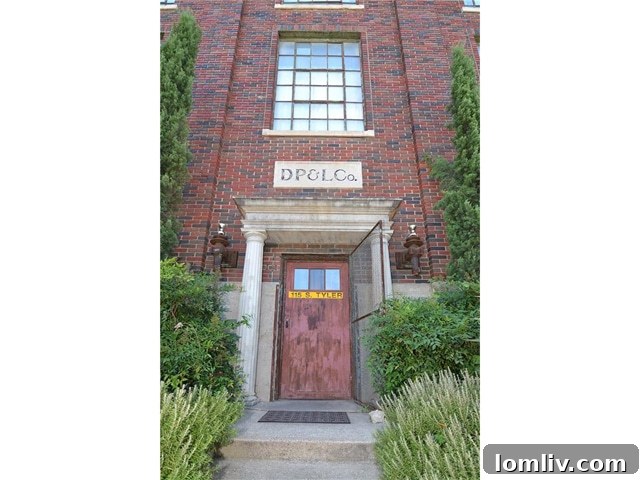 Building entry at 115 S. Tyler Street