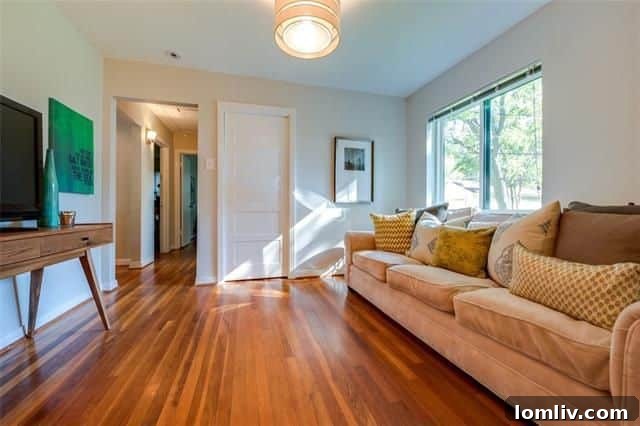 561 Classen Dr breakfast area
