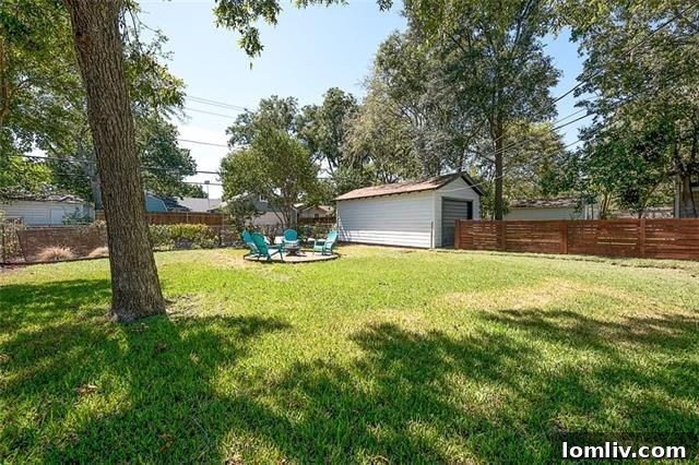 561 Classen Dr outdoor living area