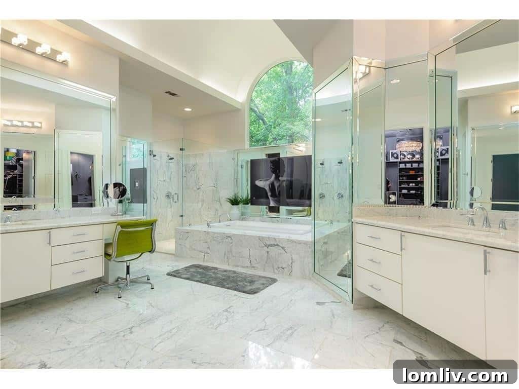 6309 Wilderness Court Master Bathroom