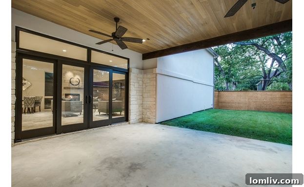 Covered Outdoor Patio for Entertaining