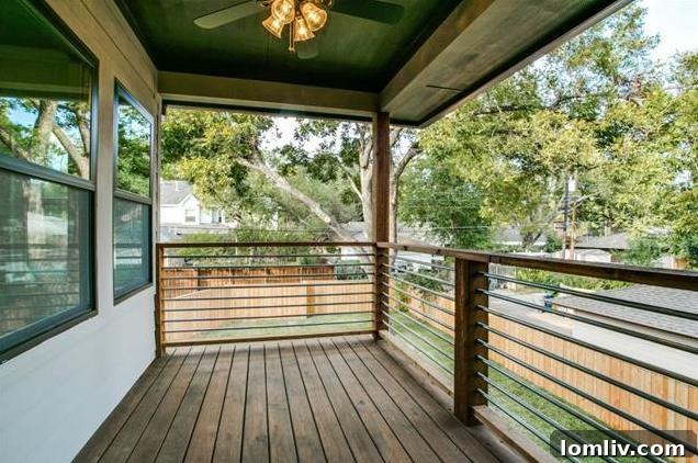 9725-Shadydale-Balcony