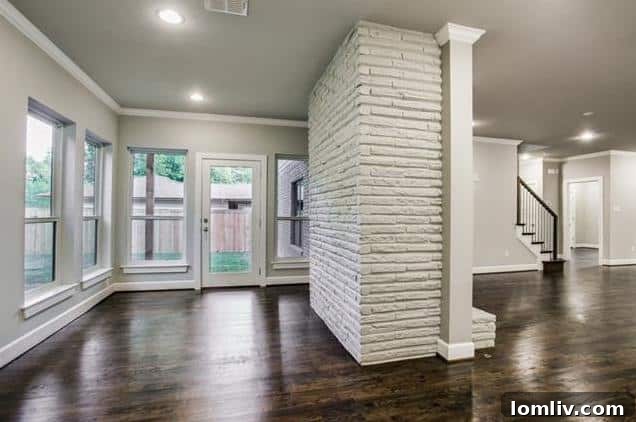9725-Shadydale-Sunroom