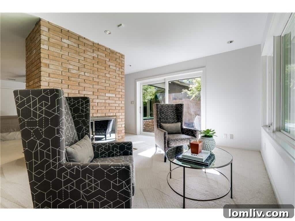 Spacious Upstairs Area with Modern Design