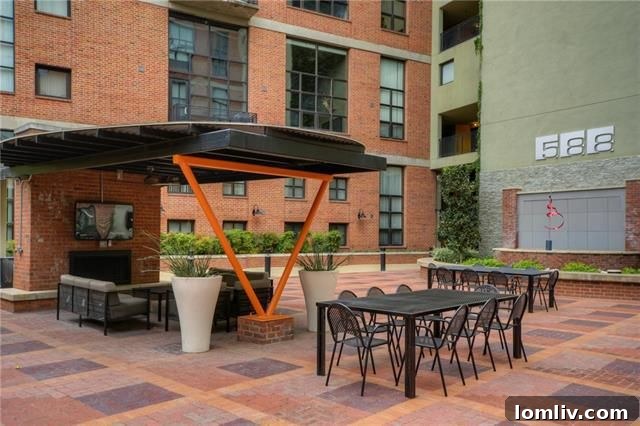 Modern Urban Loft Interior Design in State Thomas Dallas