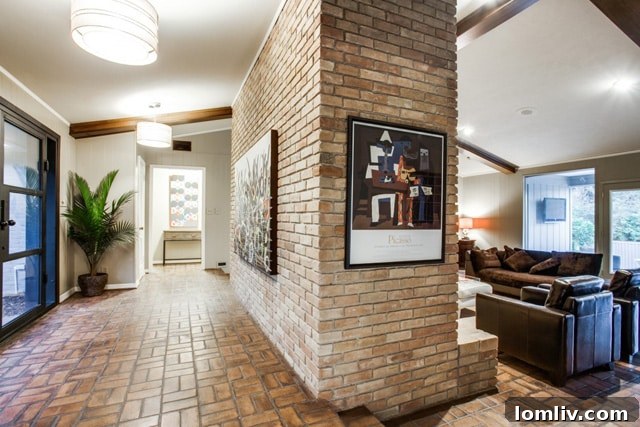A glimpse into the spacious and bright interiors of 6634 Greenwich.