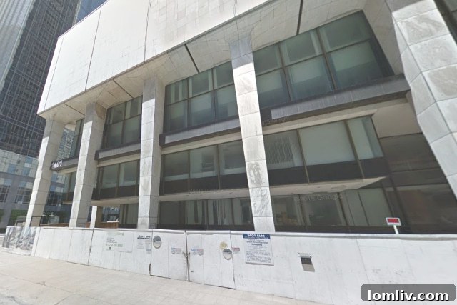 1401 Elm building in Downtown Dallas