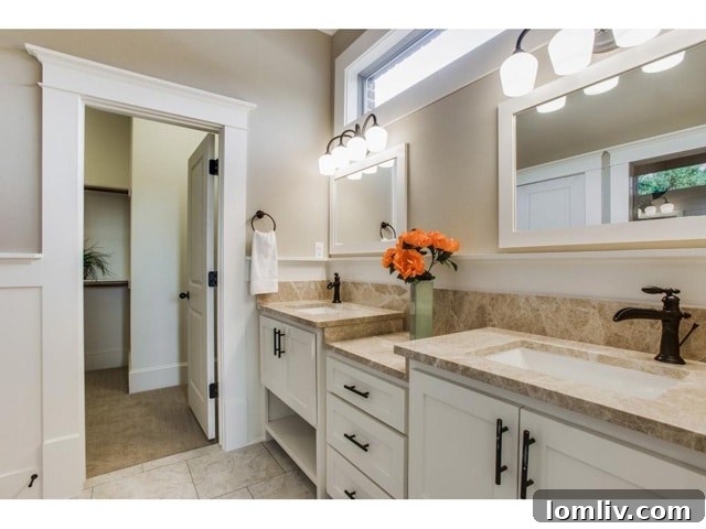 736 Elsbeth Master Bathroom - Featuring modern fixtures and finishes
