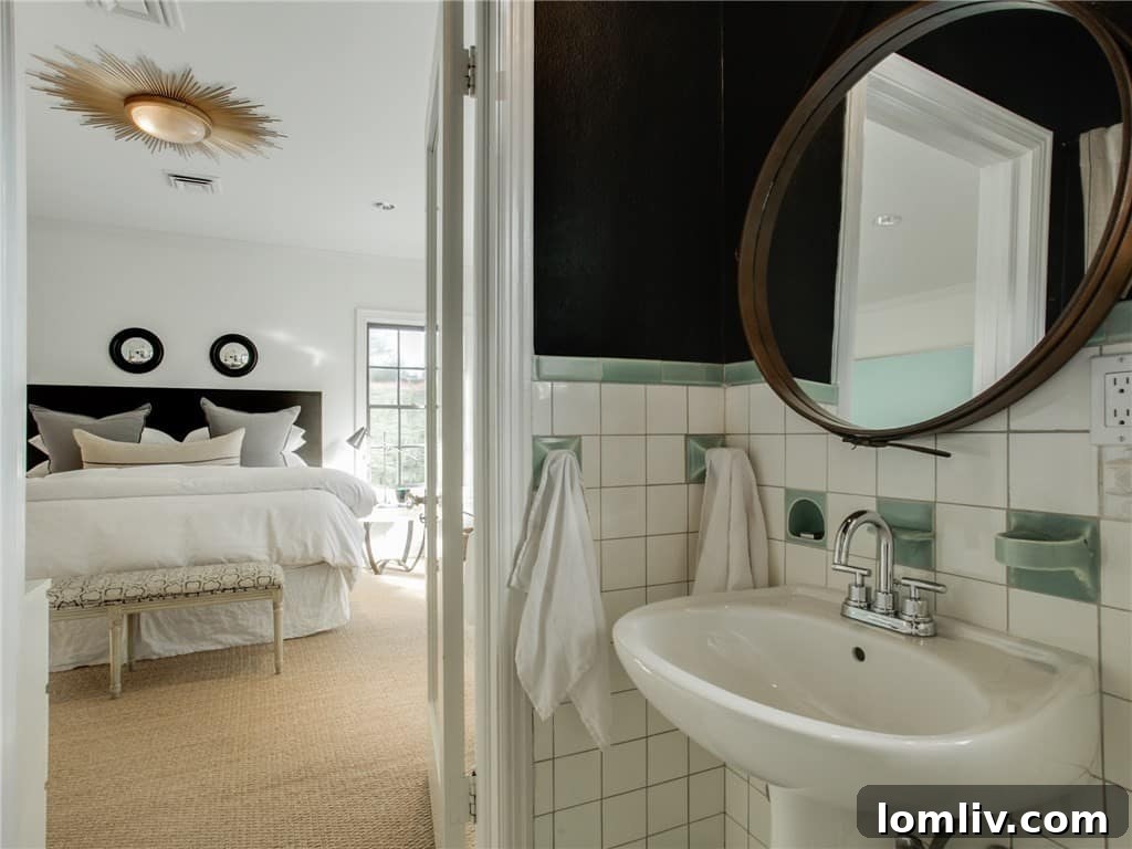 Elegant bathroom with classic tiling