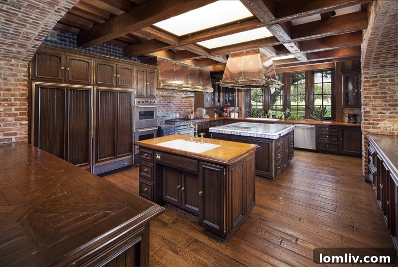 Neverland Ranch Kitchen - Gourmet Design